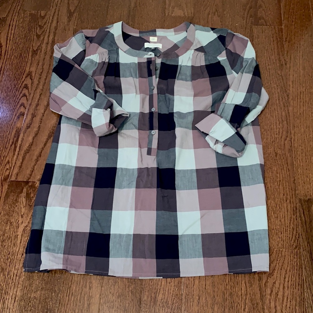 Ann Taylor LOFT Women’s Plaid Shirt